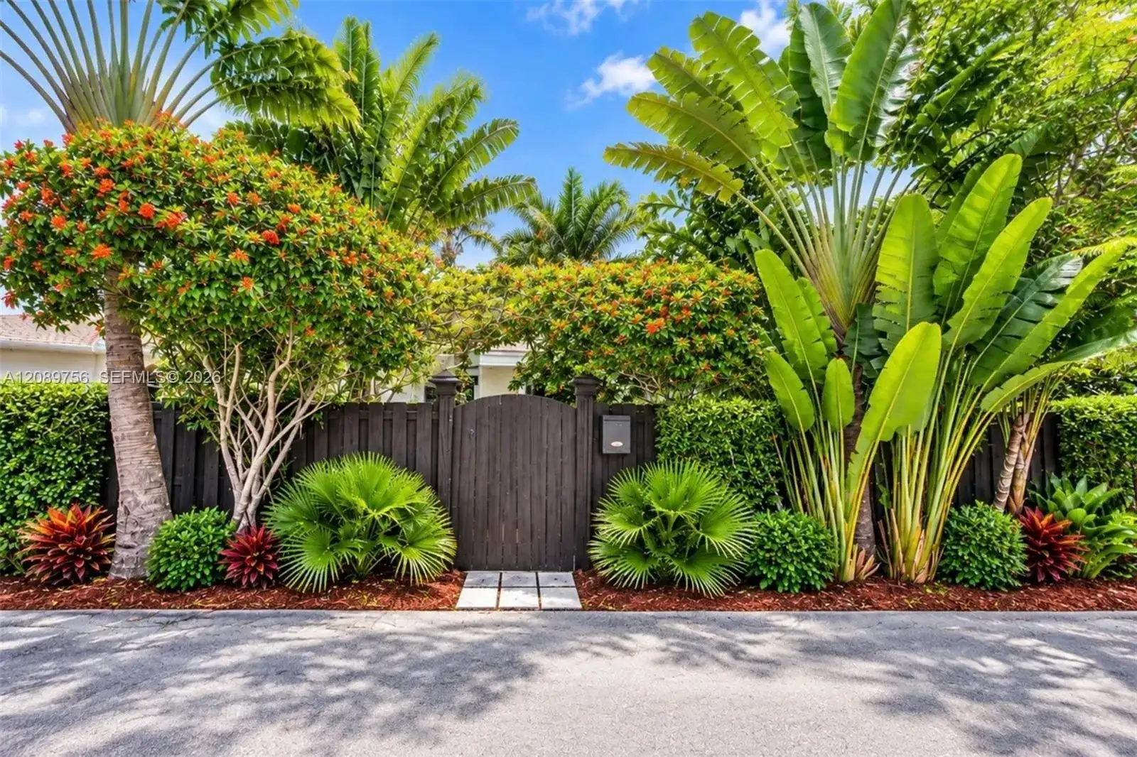 1760 NE 13th St, Fort Lauderdale FL 33304 photo 2