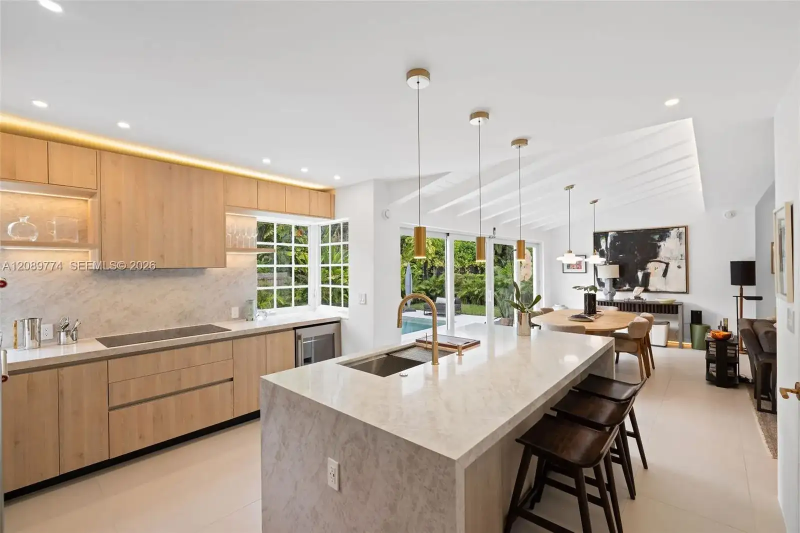 823 NE 72nd St, Miami FL 33138 photo 4