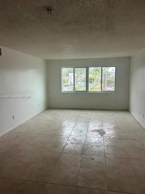 14850 Naranja Lakes Blvd, Homestead FL 33032 photo 3