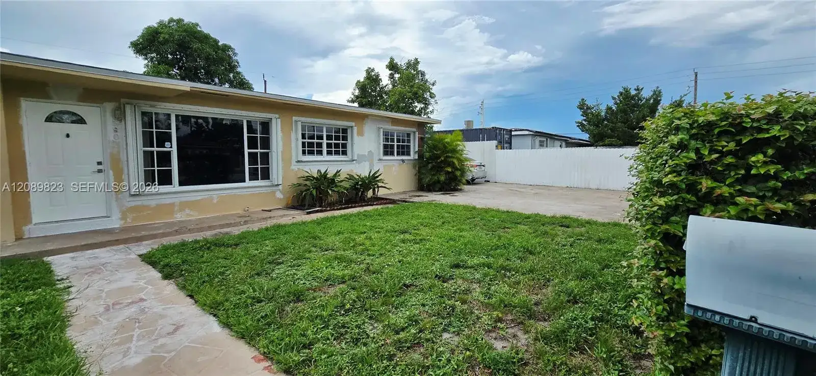 580 W 34th Pl # 0, Hialeah FL 33012 photo 3