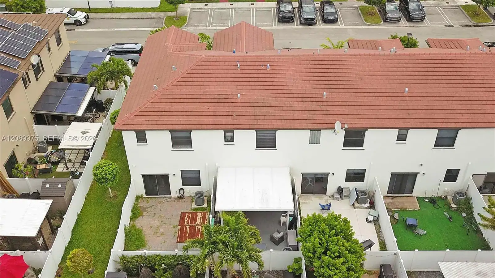 10628 W 33rd Way, Hialeah FL 33018 photo 2
