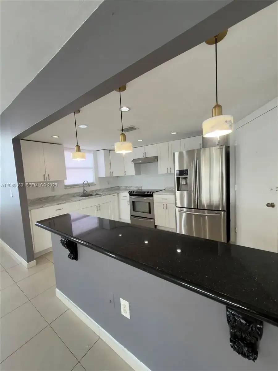 1301 NE Miami Gardens Dr # 605W, Miami FL 33179 photo 4
