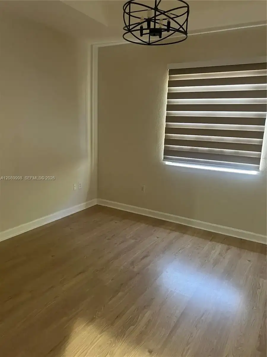 3208 SE 5th Ct, Homestead FL 33033 photo 3