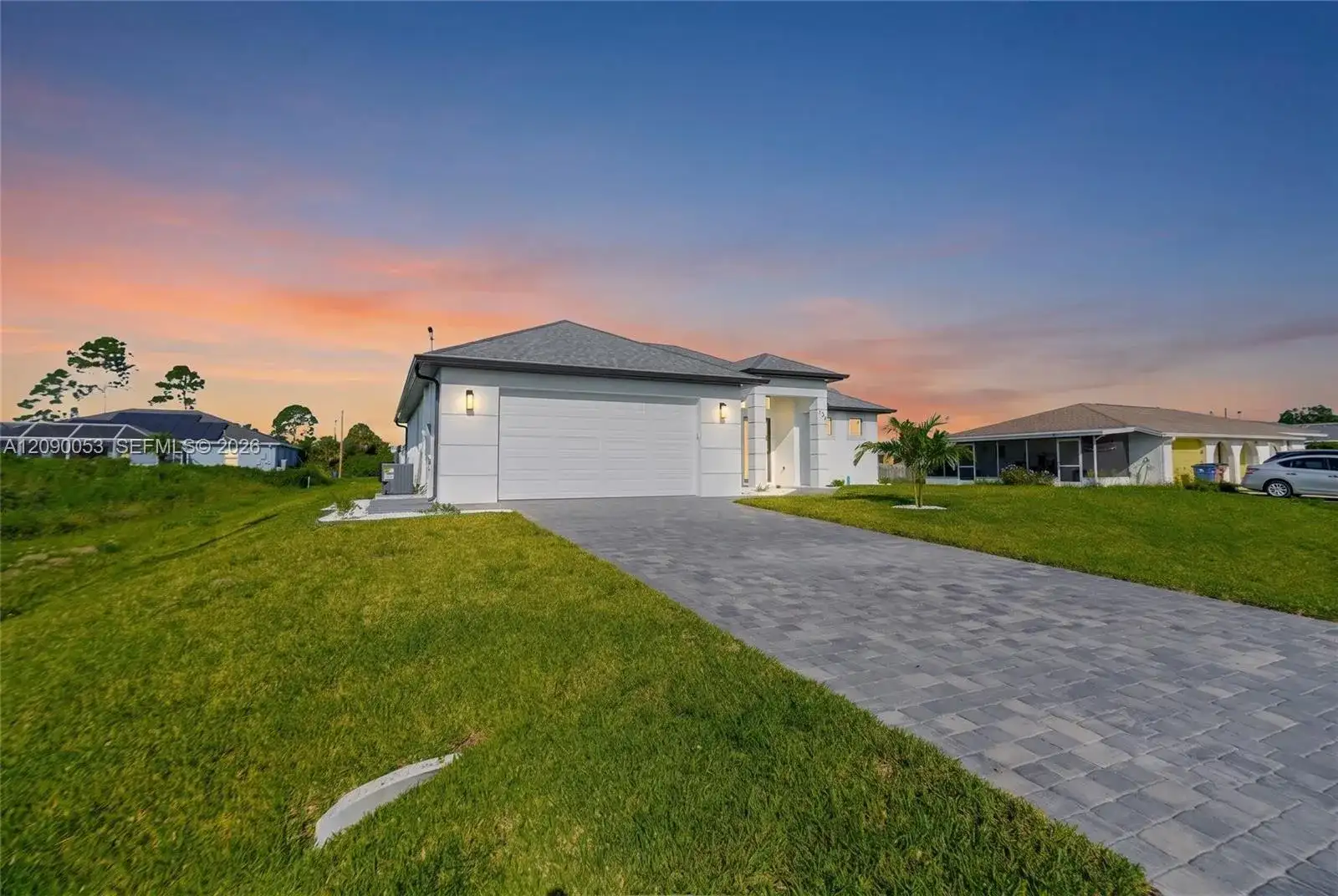 376 S Cratsley Ave, Lehigh Acres FL 33974 photo 3