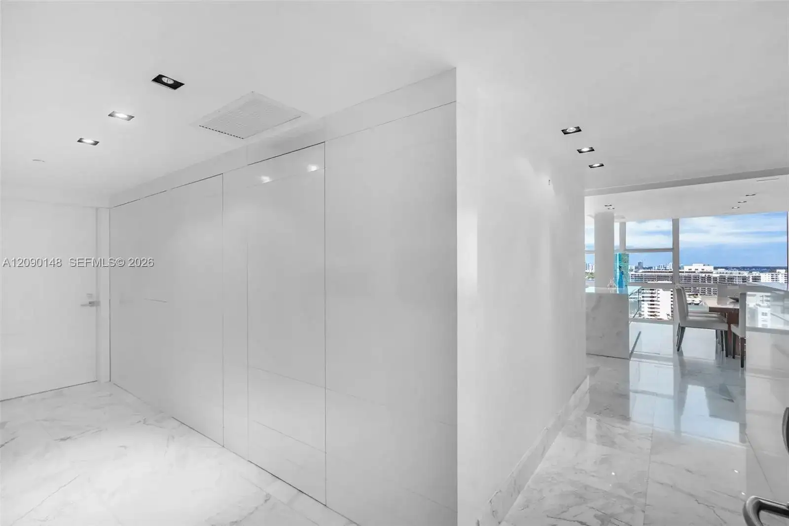 6801 Collins Ave, Miami Beach FL 33141 photo 2