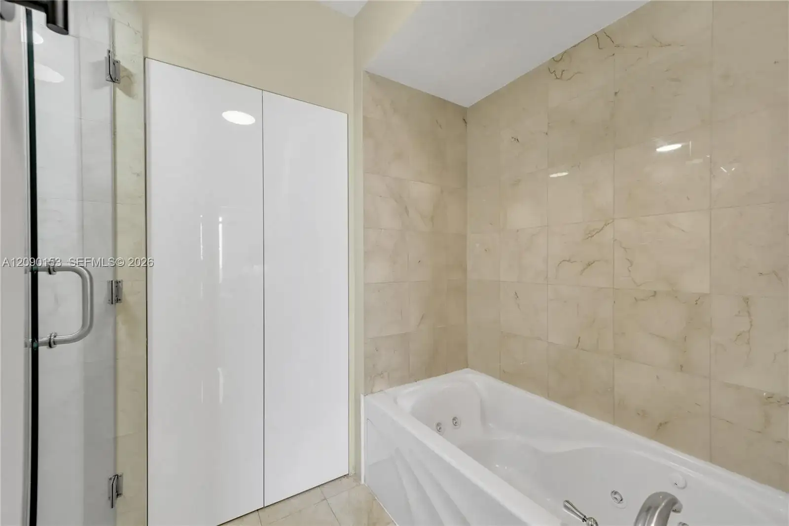 6365 Collins Ave # 3906, Miami Beach FL 33141 photo 3