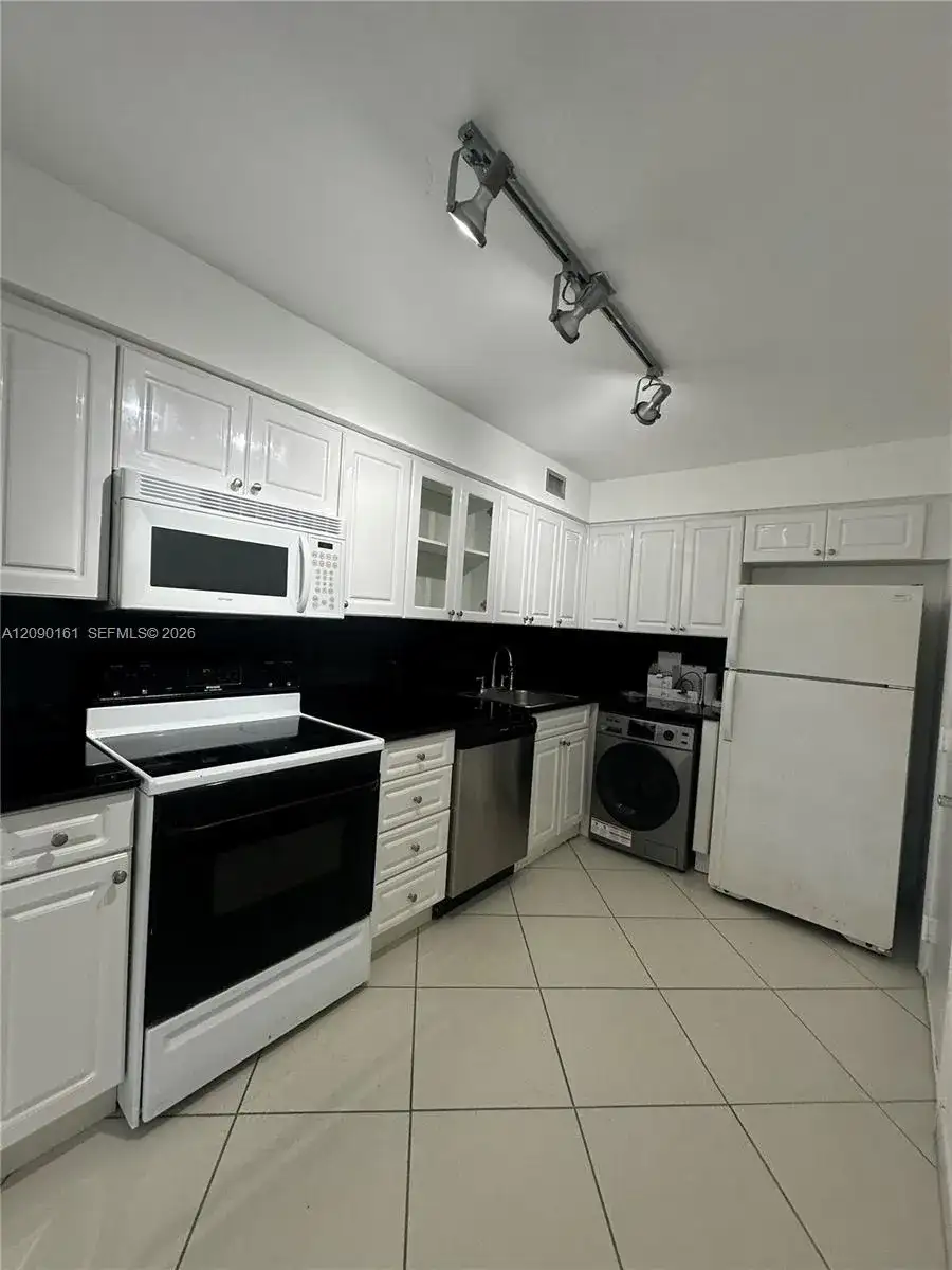 6770 Indian Creek Dr # 7S, Miami Beach FL 33141 photo 4