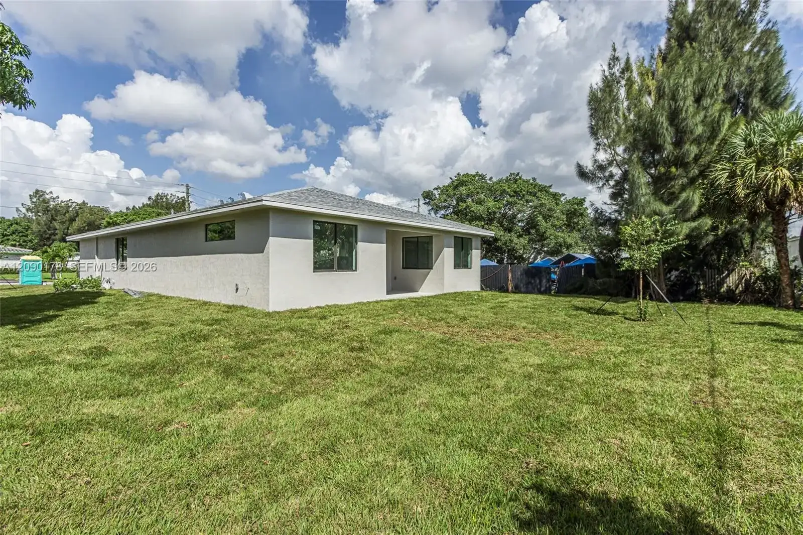 2960 NW 24th Ave, Oakland Park FL 33311 photo 3