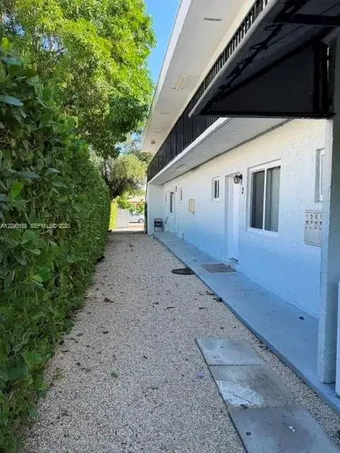 1911 NW Flagler Ter # 7, Miami FL 33125 photo 3