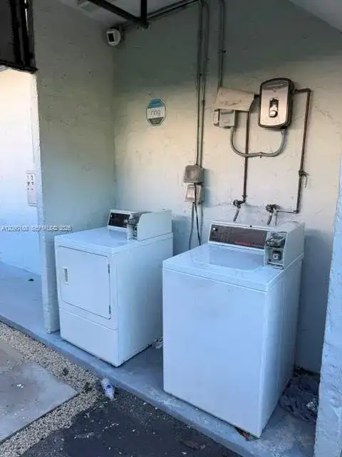 1911 NW Flagler Ter # 7, Miami FL 33125 photo 4