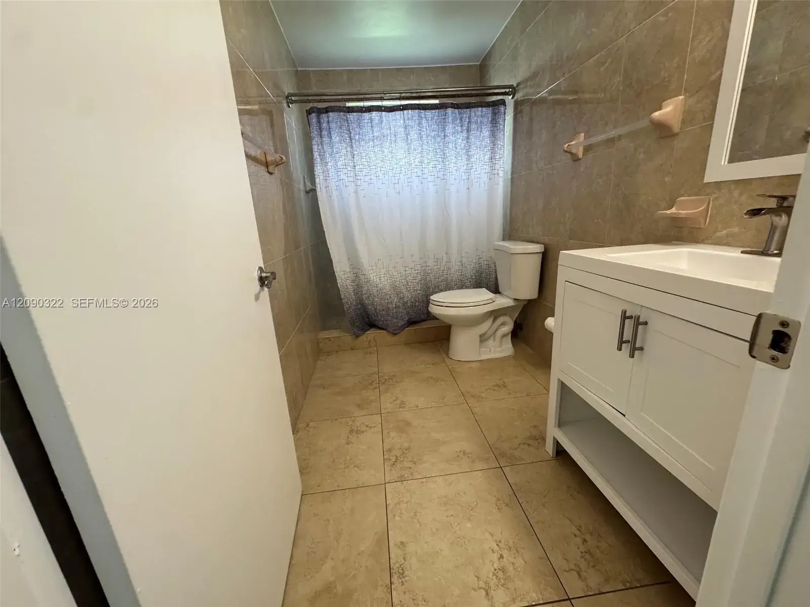 2628 SW 31st Pl # 2628, Miami FL 33133 photo 3