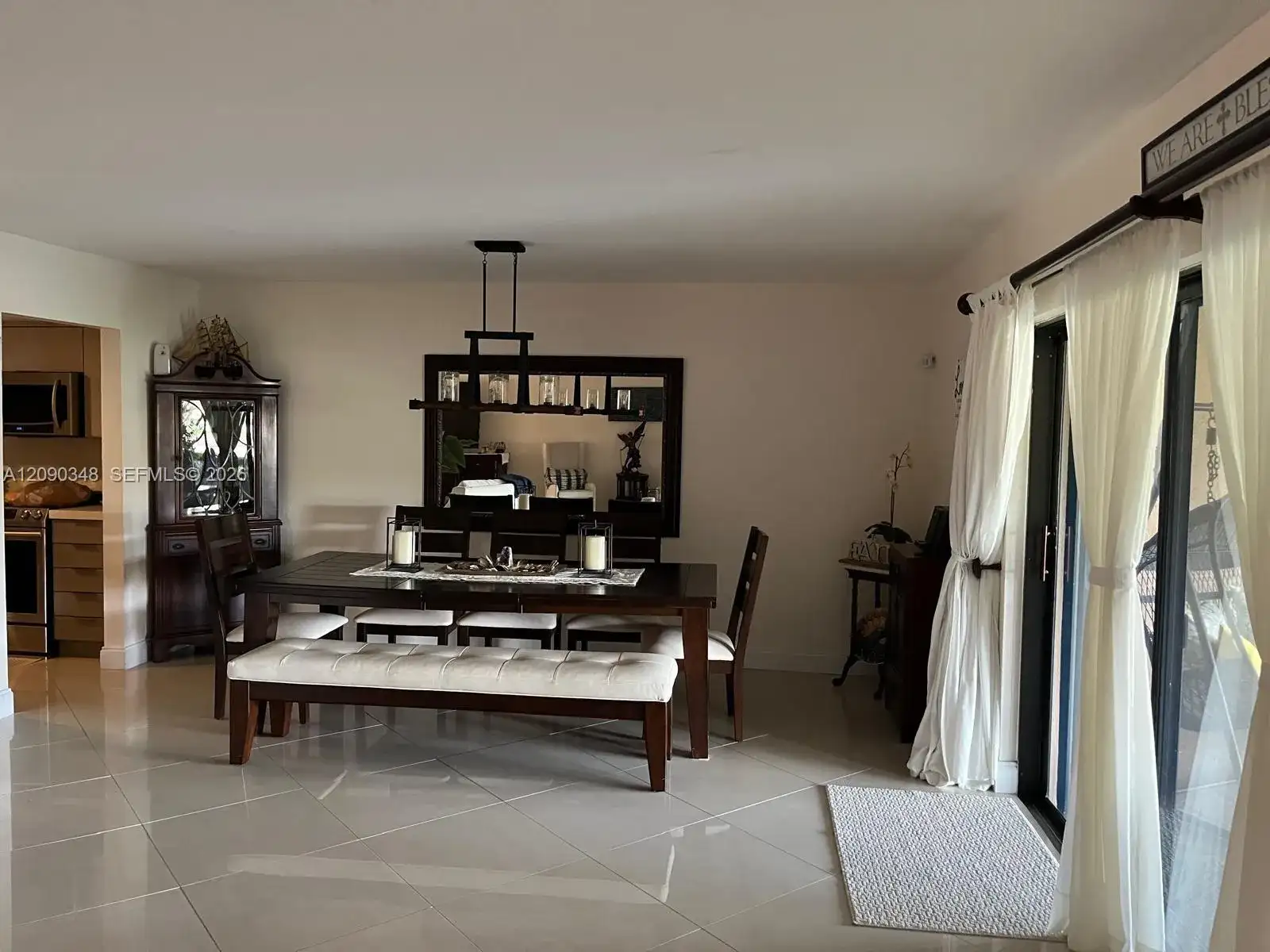 19505 E Lake Dr, Hialeah FL 33015 photo 5