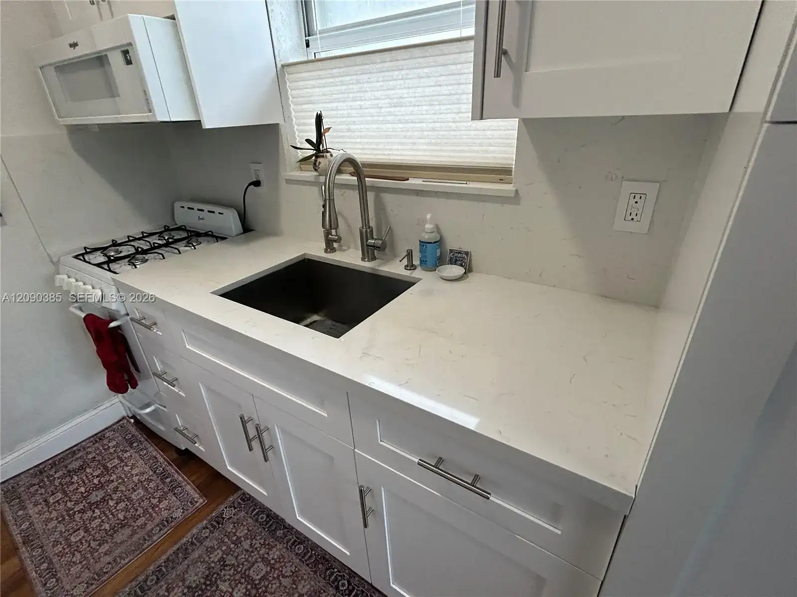 210 Mendoza Ave # 6, Coral Gables FL 33134 photo 3