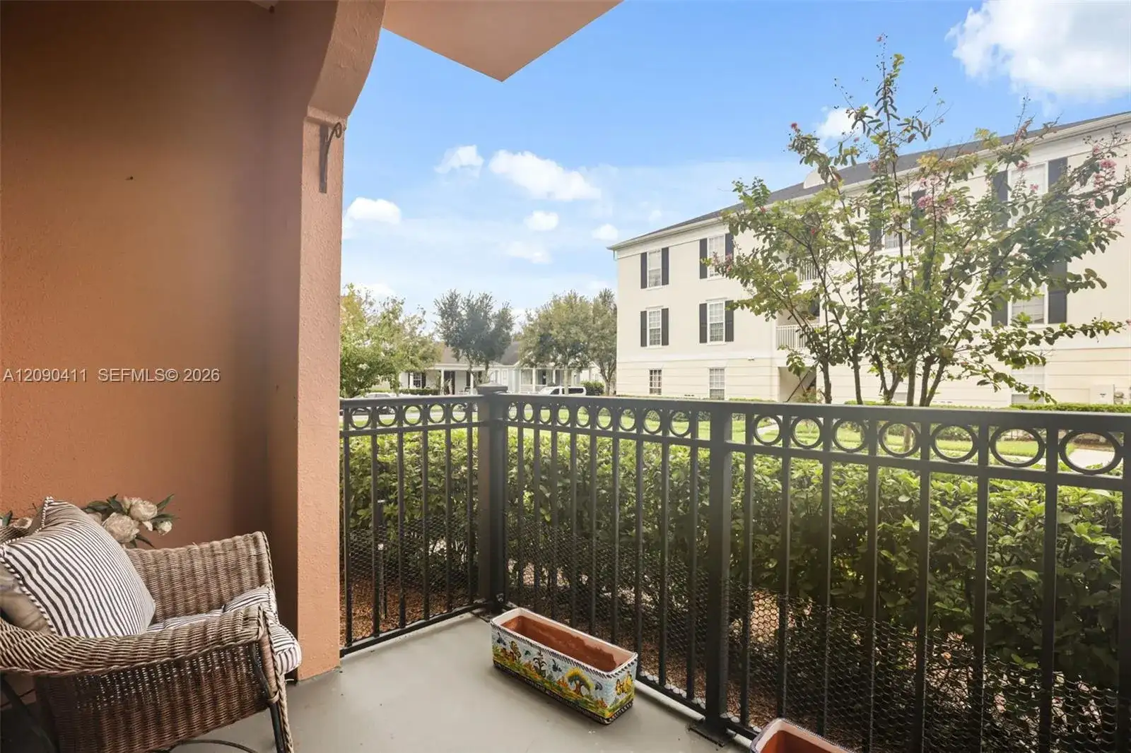 211 Longview # 102, Kissimmee FL 34747 photo 2