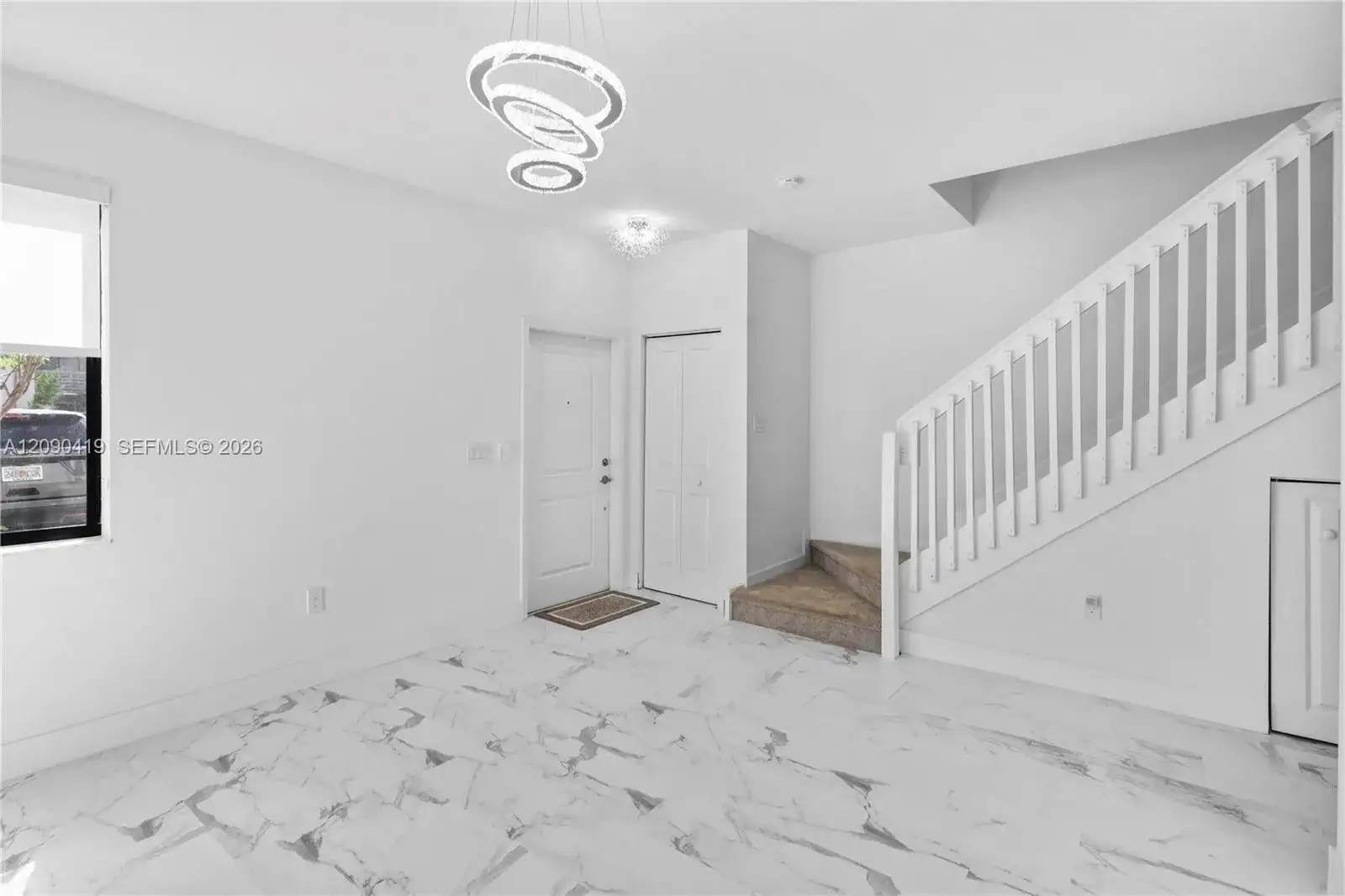 957 NE 211th St, Miami FL 33179 photo 4