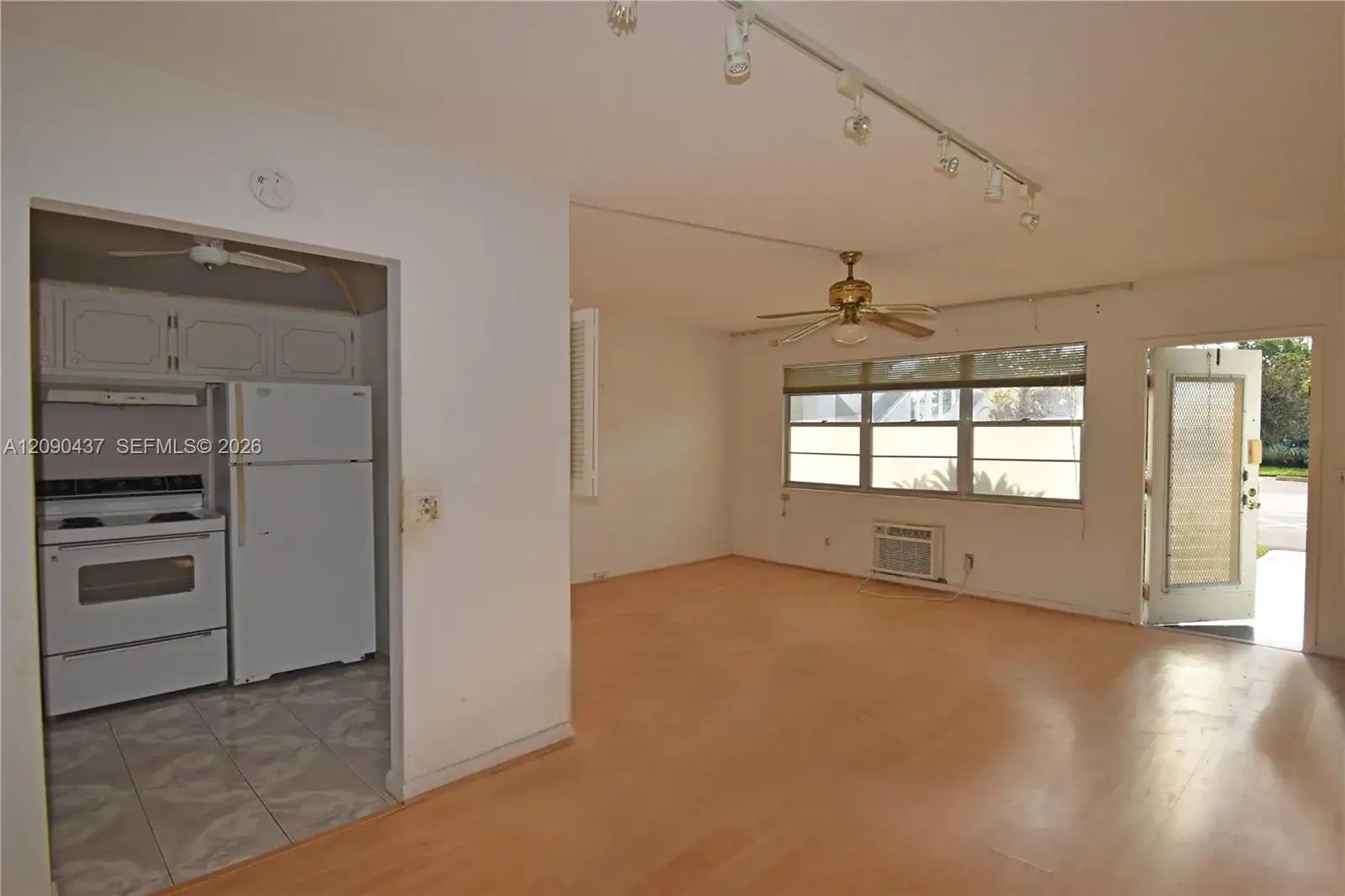 167 Oakridge L # 167, Deerfield Beach FL 33442 photo 5