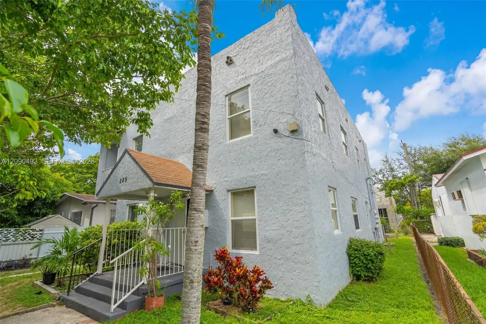 285 NW 44th St # 1, Miami FL 33127 photo 2