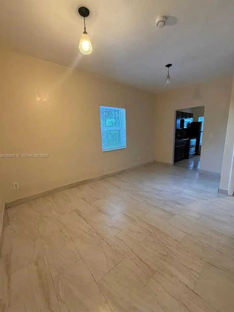 285 NW 44th St # 3, Miami FL 33127 photo 4