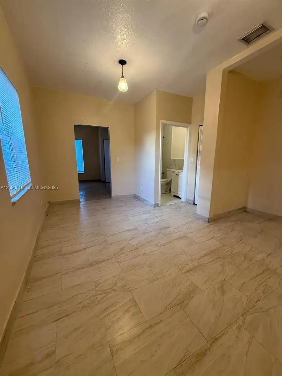 285 NW 44th St # 3, Miami FL 33127 photo 5