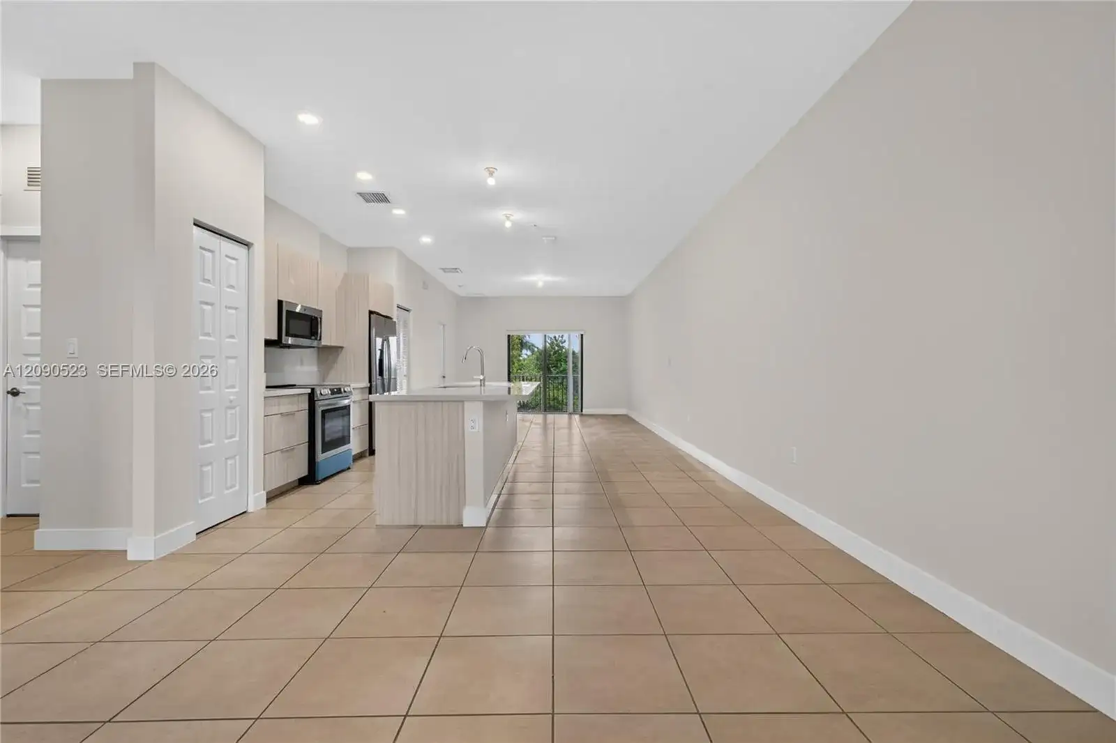 7831 NW 104th Ave # 21, Doral FL 33178 photo 4