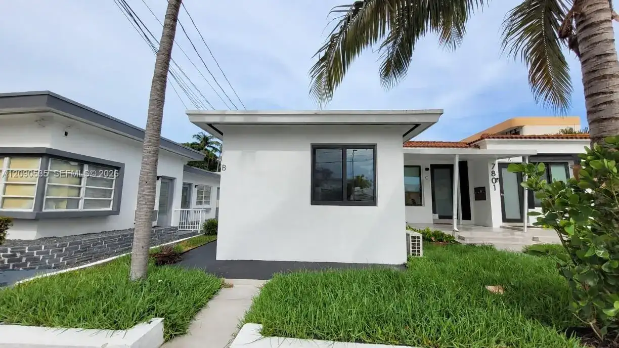 7801 Byron Ave # B, Miami Beach FL 33141 photo 3