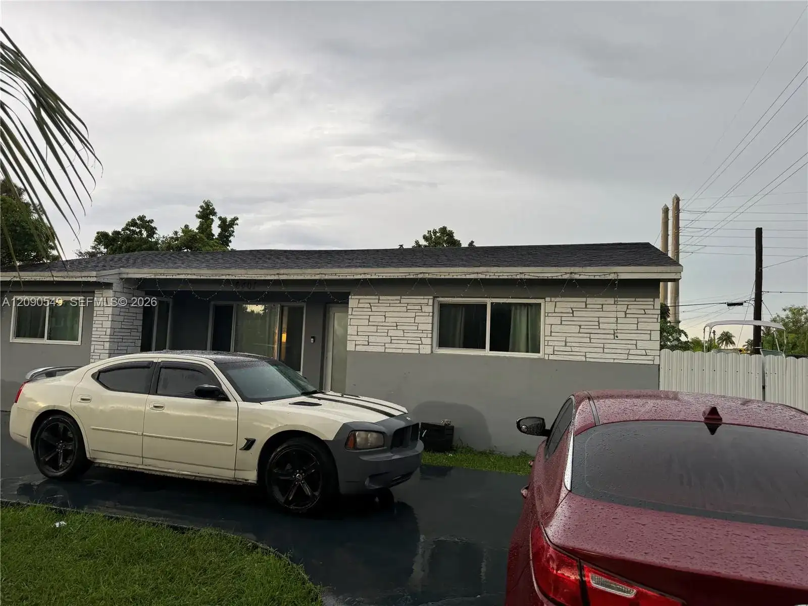 6401 Dewey St, Hollywood FL 33023 photo 3