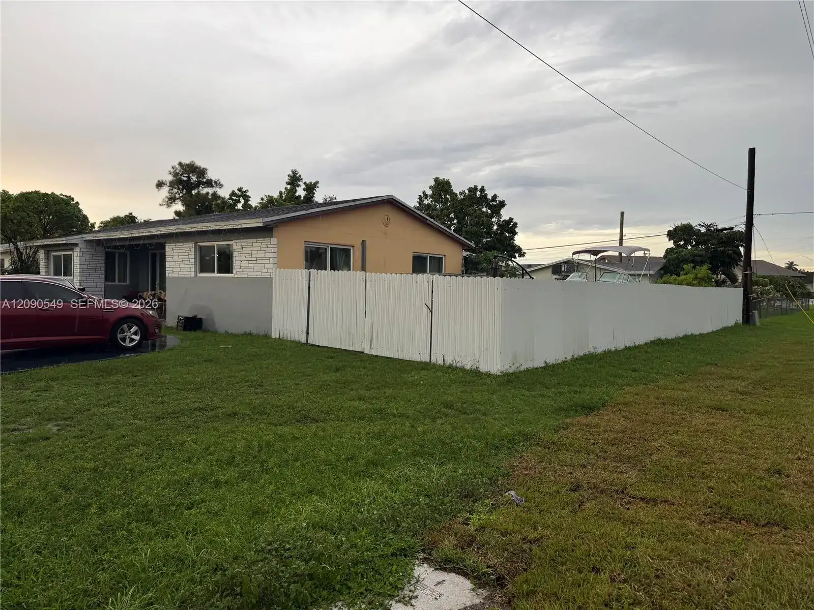 6401 Dewey St, Hollywood FL 33023 photo 5