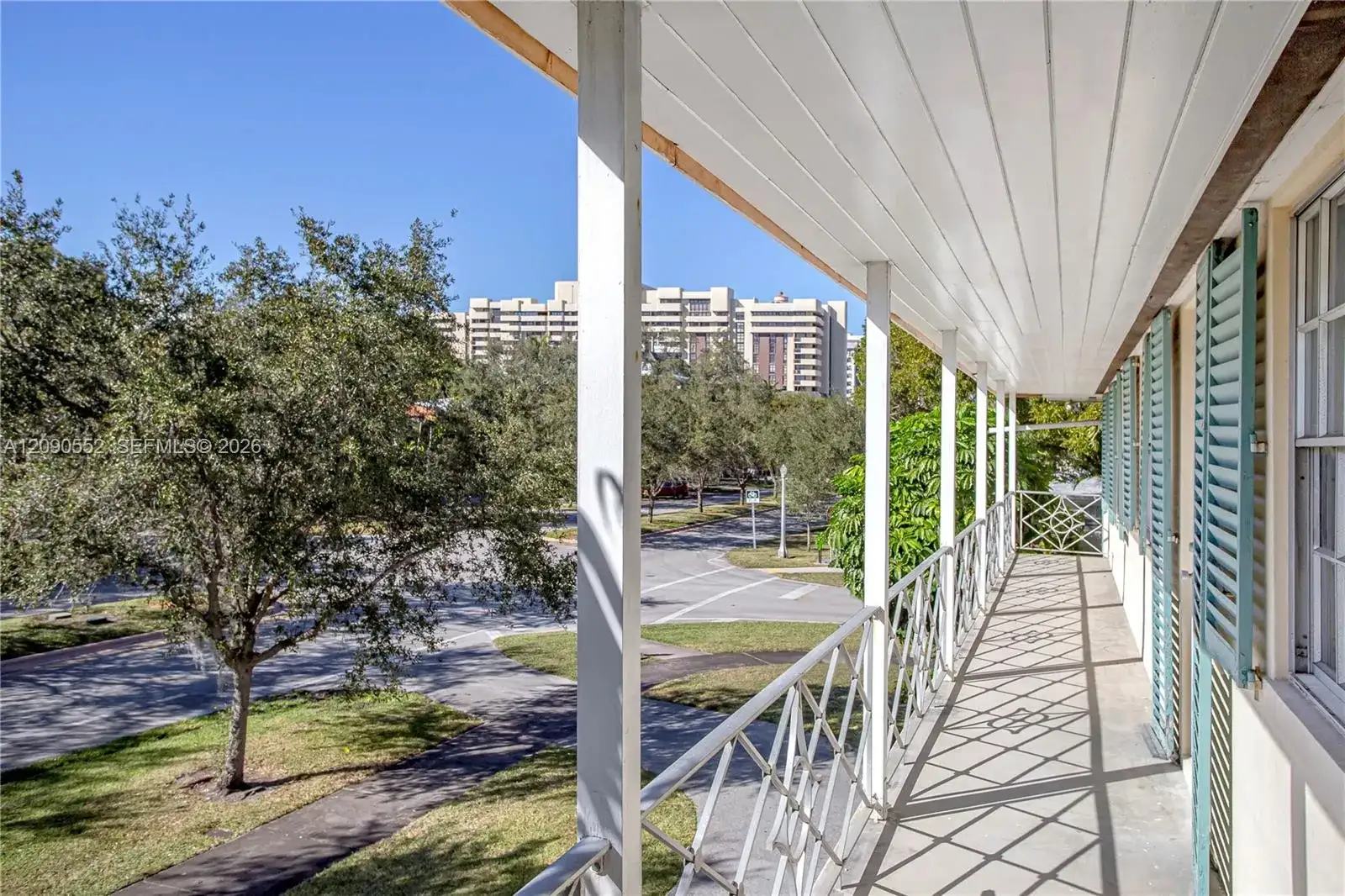 2805 Segovia St, Coral Gables FL 33134 photo 3