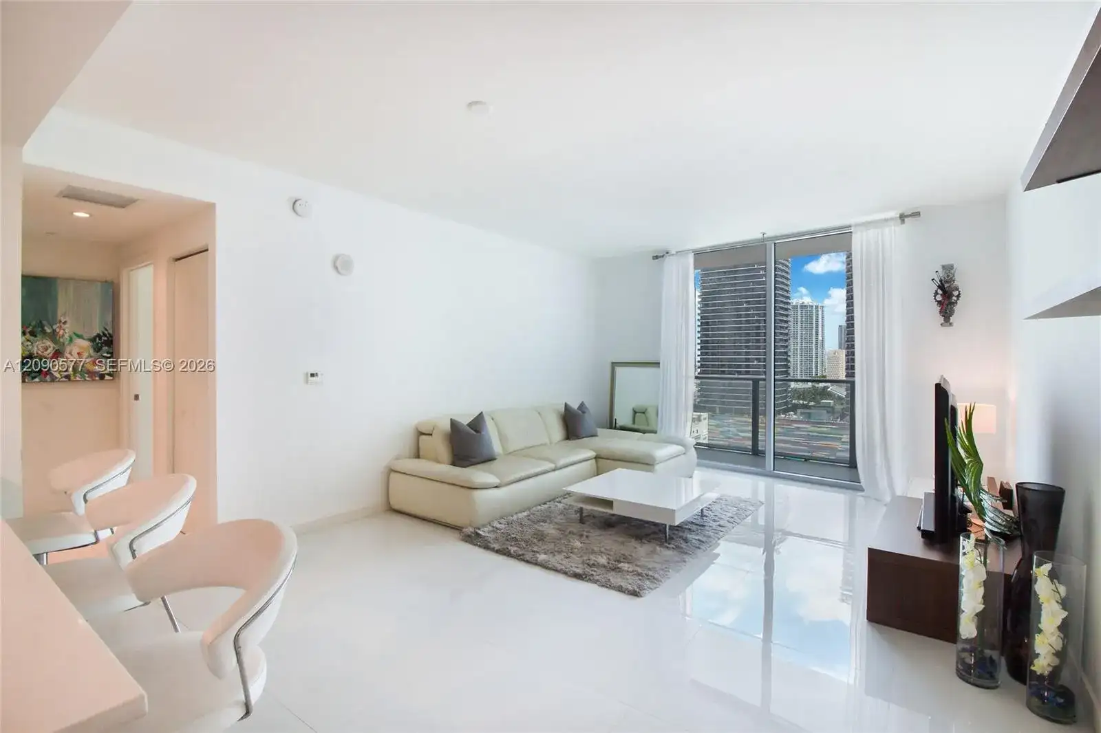 1100 S Miami Ave # 2009, Miami FL 33130 photo 4