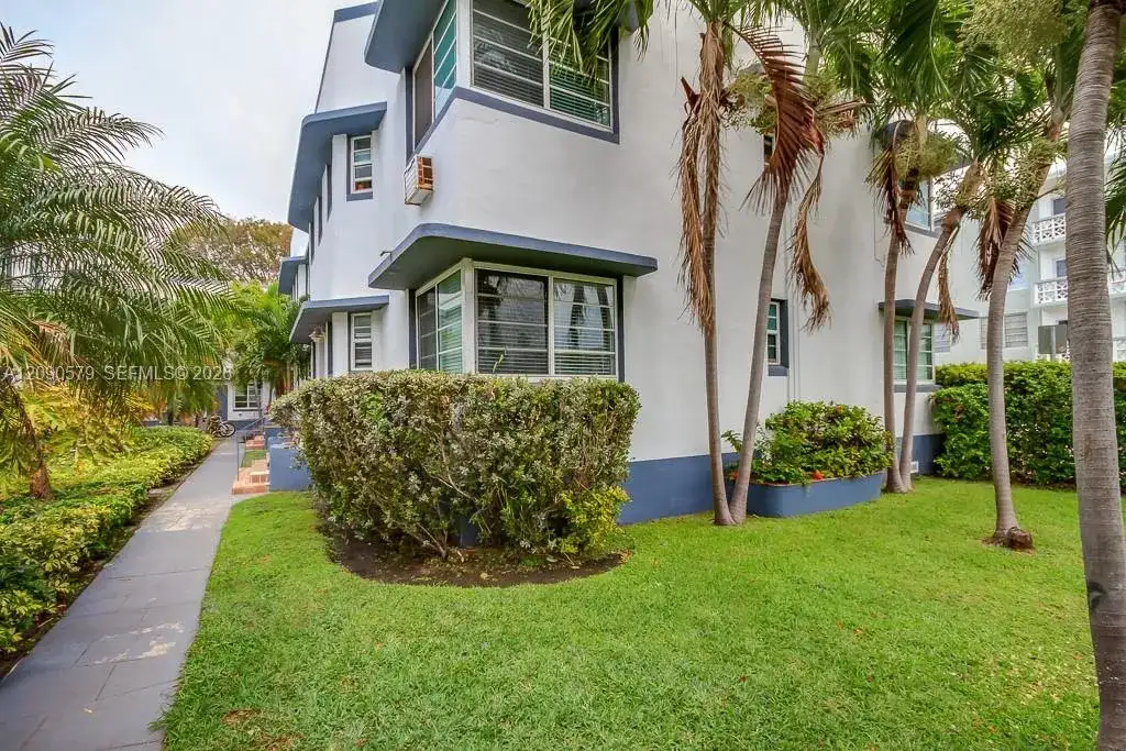 1015 Pennsylvania Ave # 27, Miami Beach FL 33139 photo 3