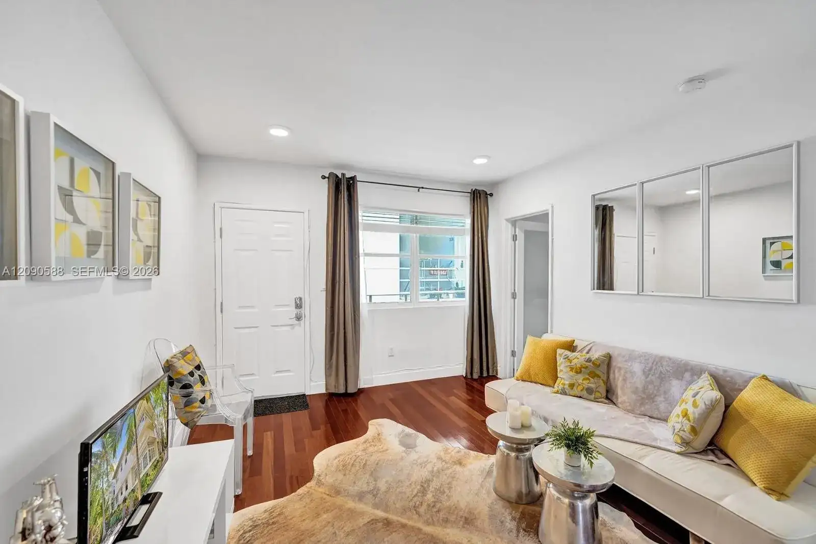 1340 Drexel Ave # 407, Miami Beach FL 33139 photo 2