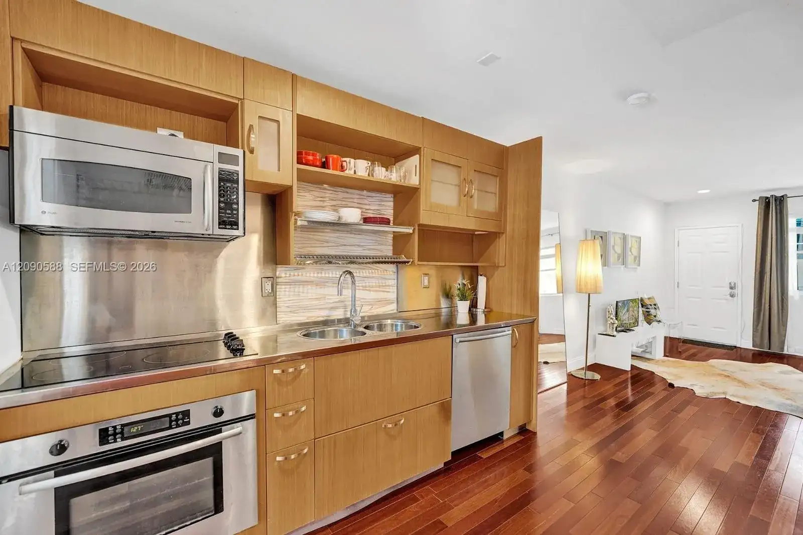 1340 Drexel Ave # 407, Miami Beach FL 33139 photo 3