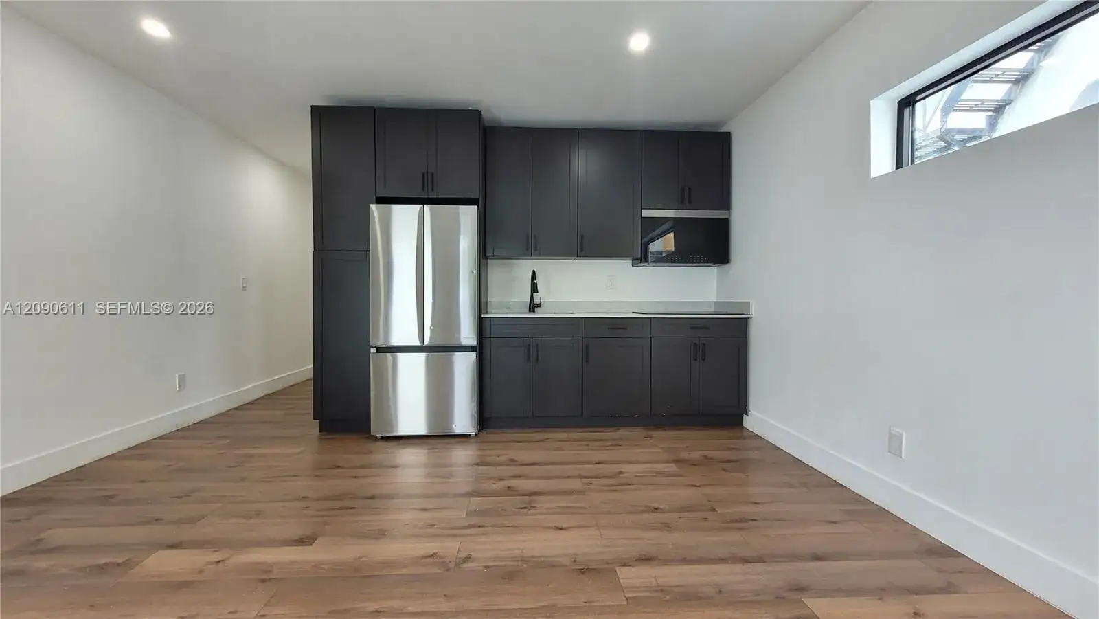 419 78th St # 2, Miami Beach FL 33141 photo 3