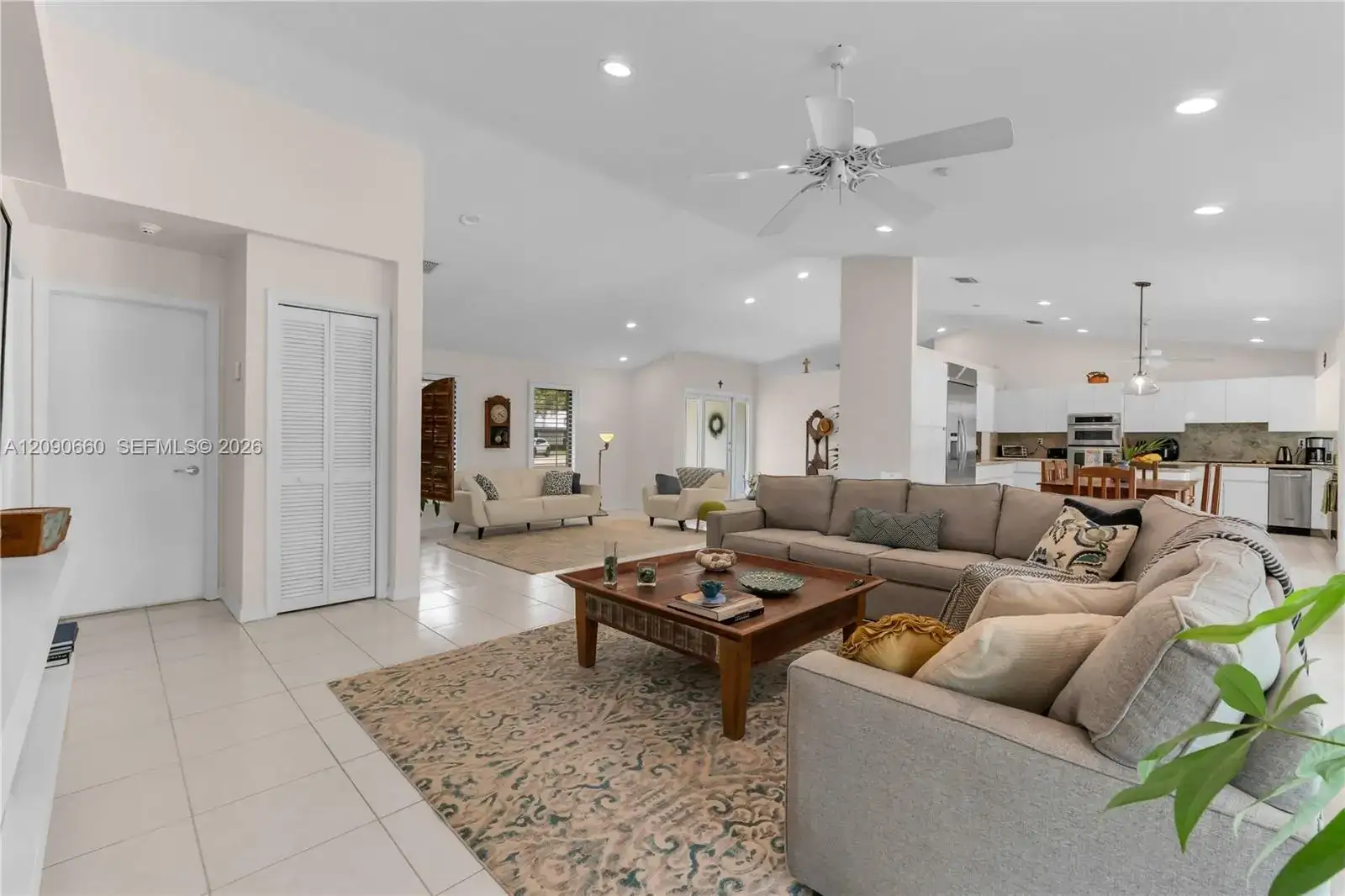 7915 SW 155th St, Palmetto Bay FL 33157 photo 2