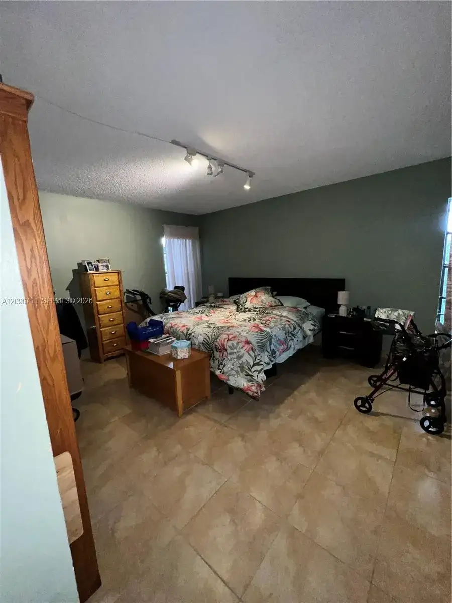 13870 SW 62nd St # 310, Miami FL 33183 photo 4