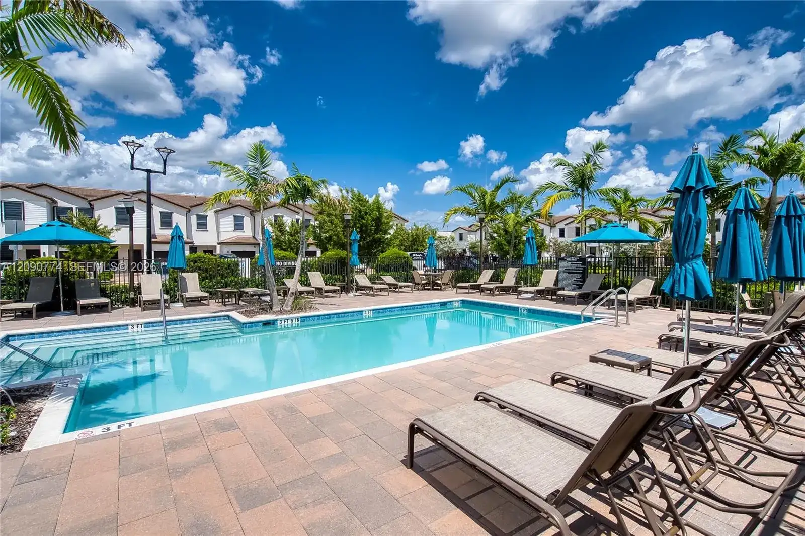 15981 SW 2nd Pl, Pembroke Pines FL 33027 photo 3