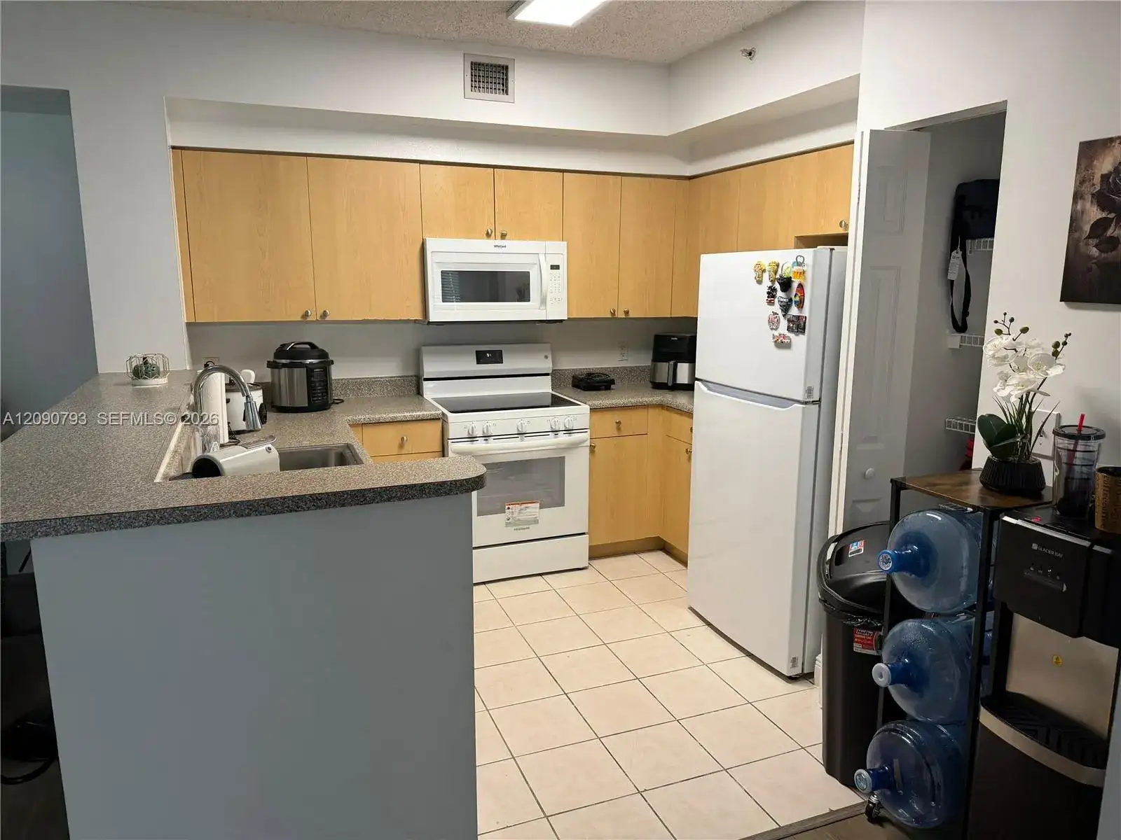 8020 N Nob Hill Rd # 204, Tamarac FL 33321 photo 3