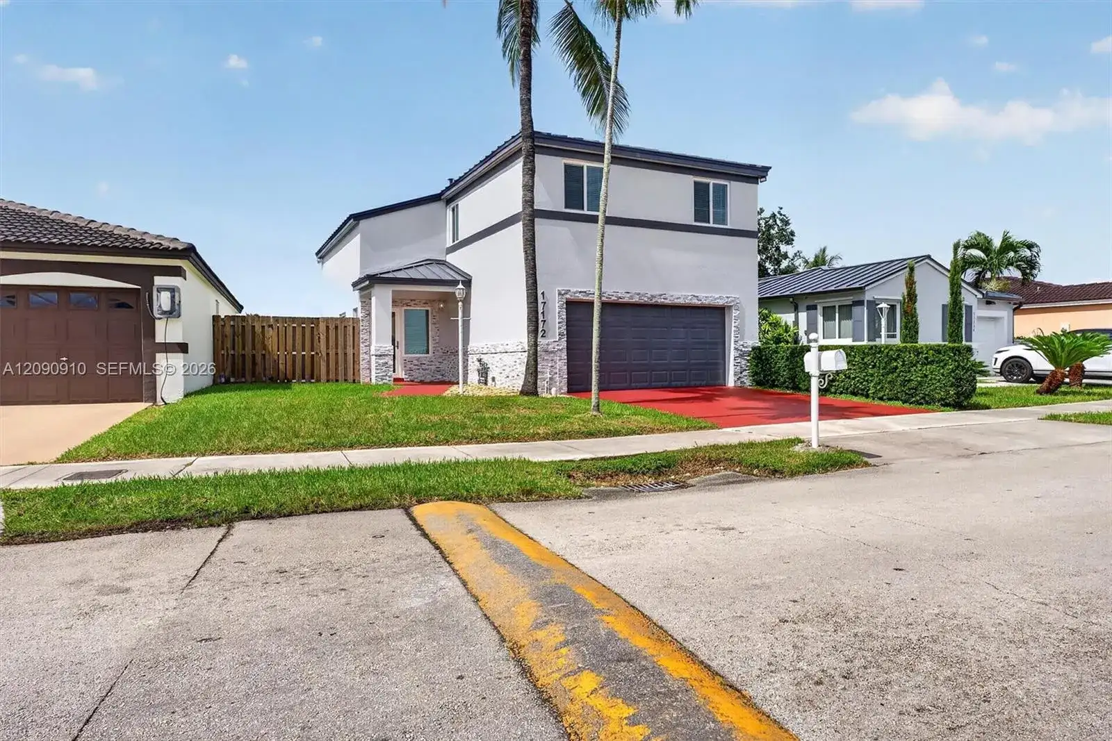 17172 SW 139th Pl, Miami FL 33177 photo 2