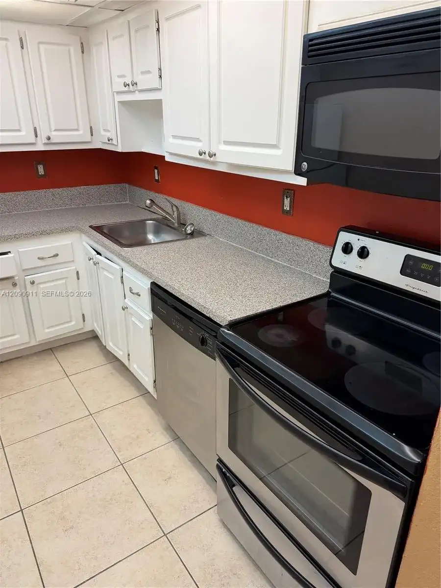 1805 Sans Souci Blvd # 413, North Miami FL 33181 photo 4