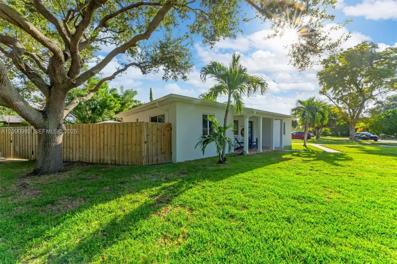 6891 SW 48th Ter, Miami FL 33155 photo 3