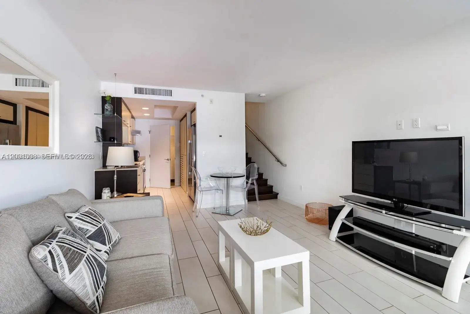 2130 Park Ave # 5, Miami Beach FL 33139 photo 3