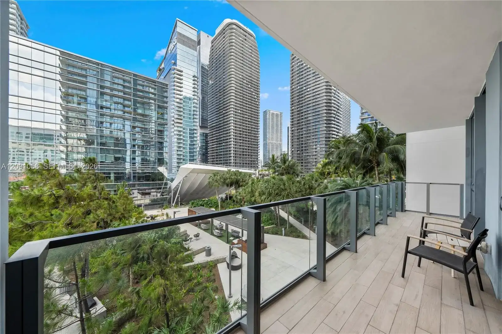 88 SW 7th St # 809, Miami FL 33130 photo 5