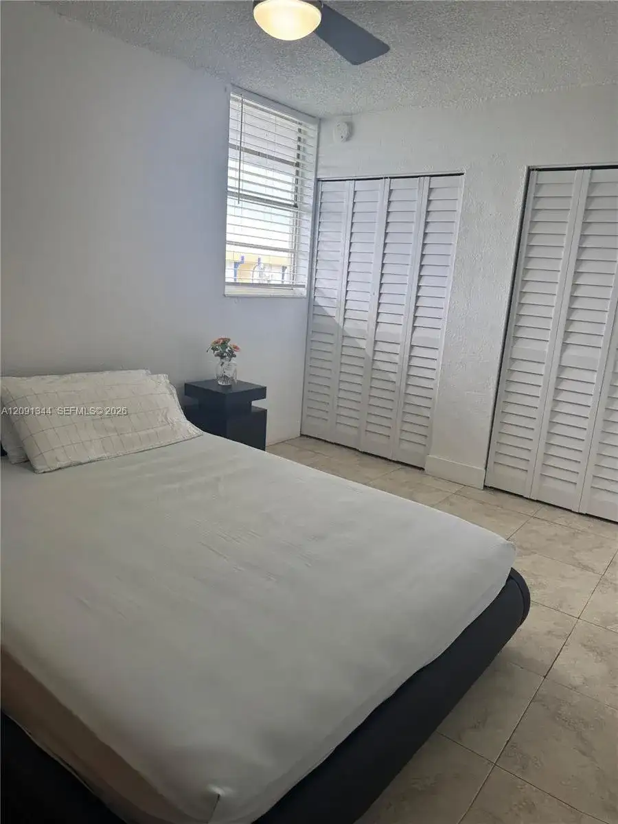 4550 NW 9th St # 901E, Miami FL 33126 photo 5