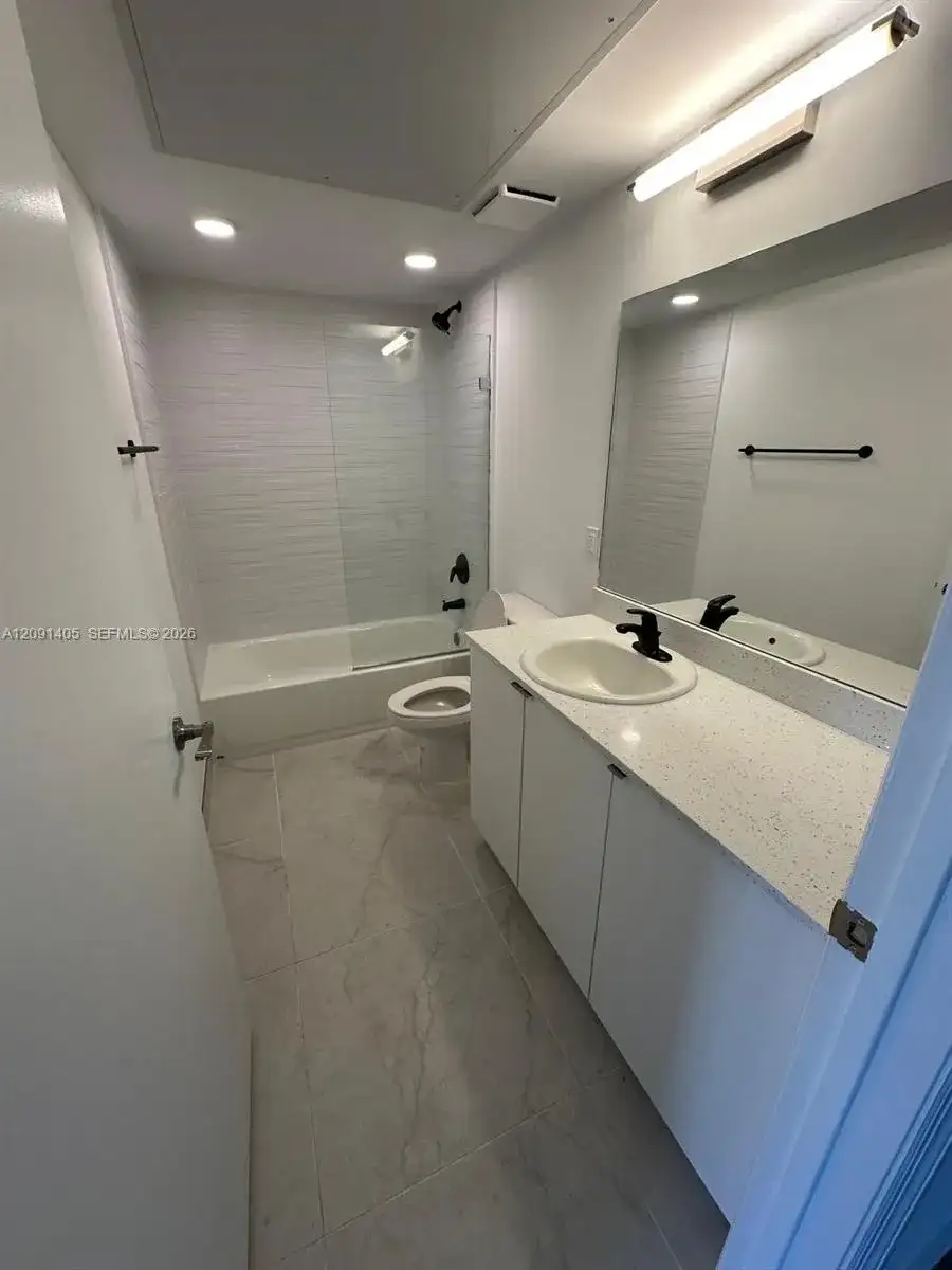 3422 NW 5th Ave # 405, Miami FL 33127 photo 5