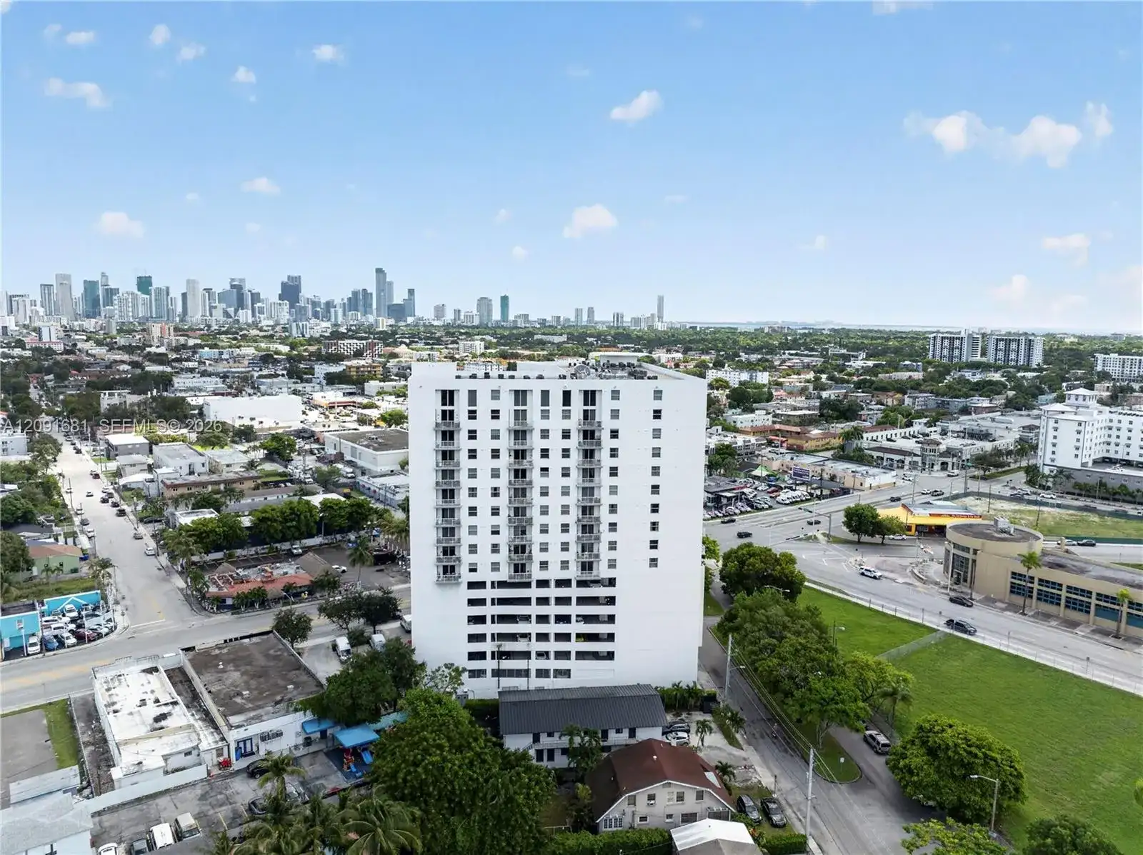 1 Glen Royal Pkwy # 903, Miami FL 33125 photo 4