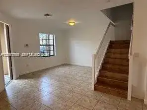 648 SE 32nd Ave, Homestead FL 33033 photo 4