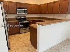 648 SE 32nd Ave, Homestead FL 33033 photo 5