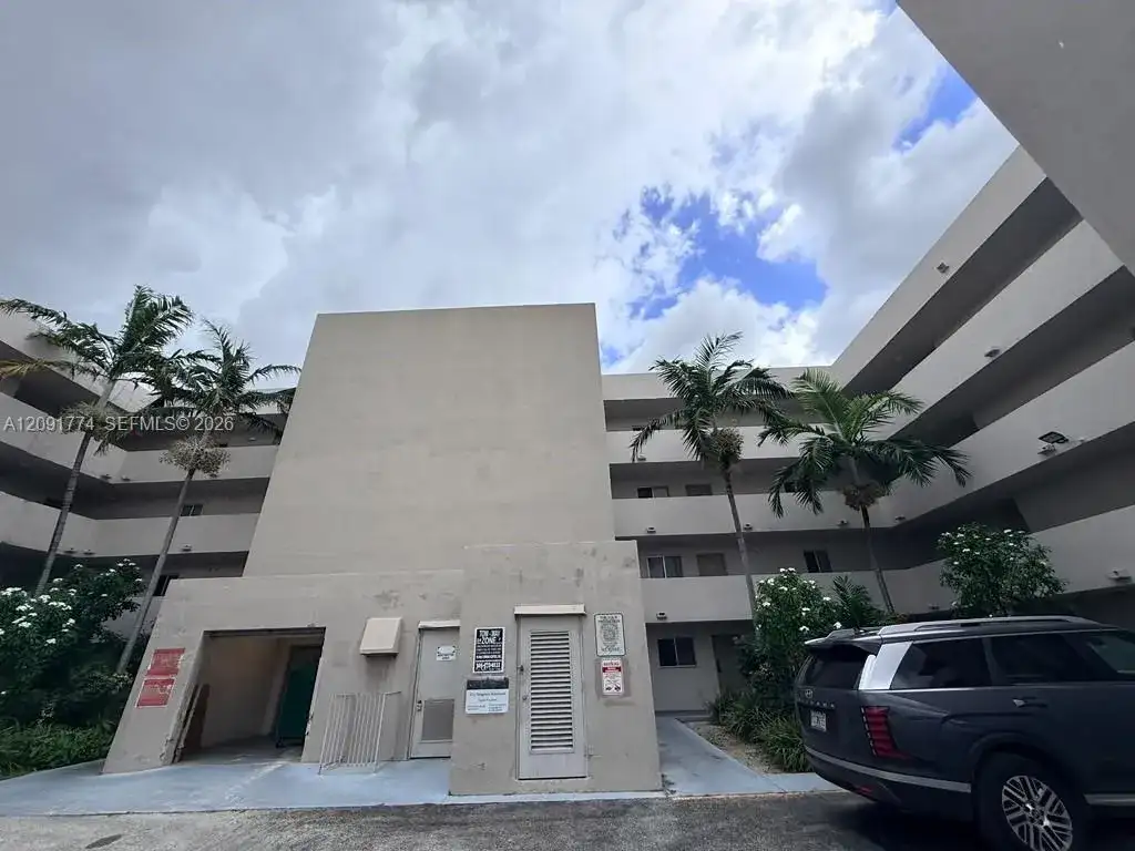 6091 W 22nd Ct # 407, Hialeah FL 33016 photo 4