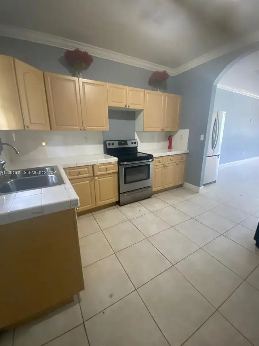 9752 NW 26th Ave # 9752, Miami FL 33147 photo 3