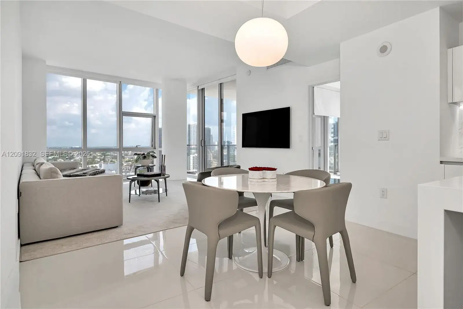 851 NE 1st Ave # 1701, Miami FL 33132 photo 5